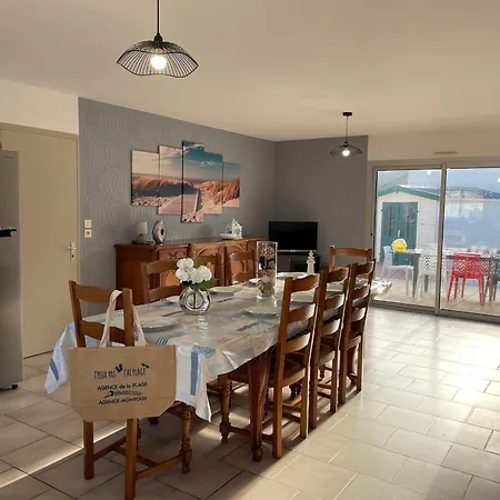 Hébergement de vacances Maison Familiale Spacieuse, 5 Chambres, à 350m De La Des Demoiselles, Calme Et Confort - Fr-1-323-489