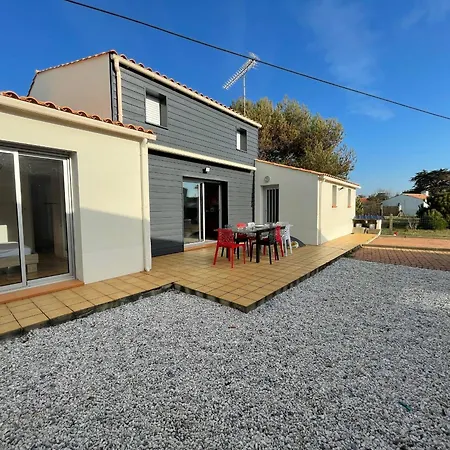 Maison Familiale Spacieuse, 5 Chambres, A 350m De La Des Demoiselles, Calme Et Confort - Fr-1-323-489 Holiday home Saint-Hilaire-de-Riez