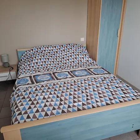 Hébergement de vacances Maison Familiale Spacieuse, 5 Chambres, à 350m De La Des Demoiselles, Calme Et Confort - Fr-1-323-489 *