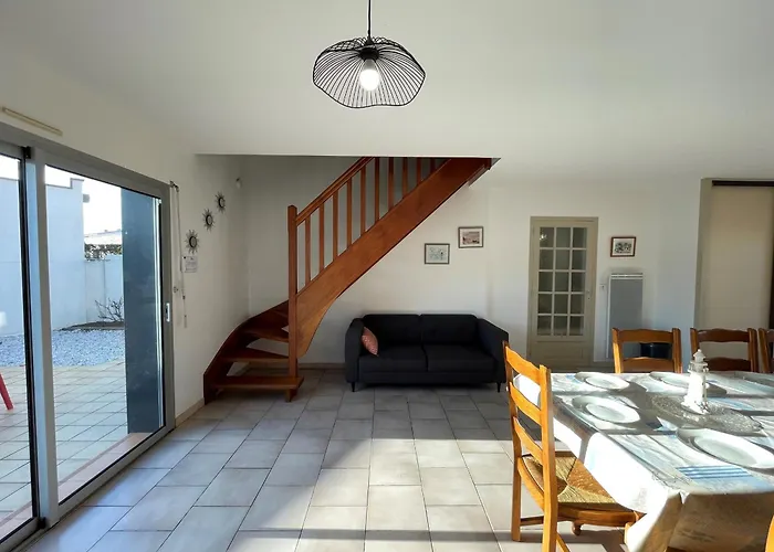 펜션 Maison Spacieuse A 350m De La Plage, 5 Chambres, Calme - Fr-1-323-489